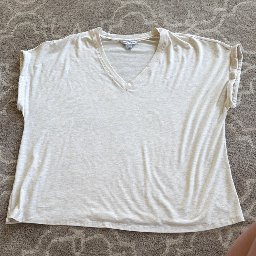 Tommy Bahama Cream V-Neck Short Sleeve Top XL - Cream - NWOT-NS HOME